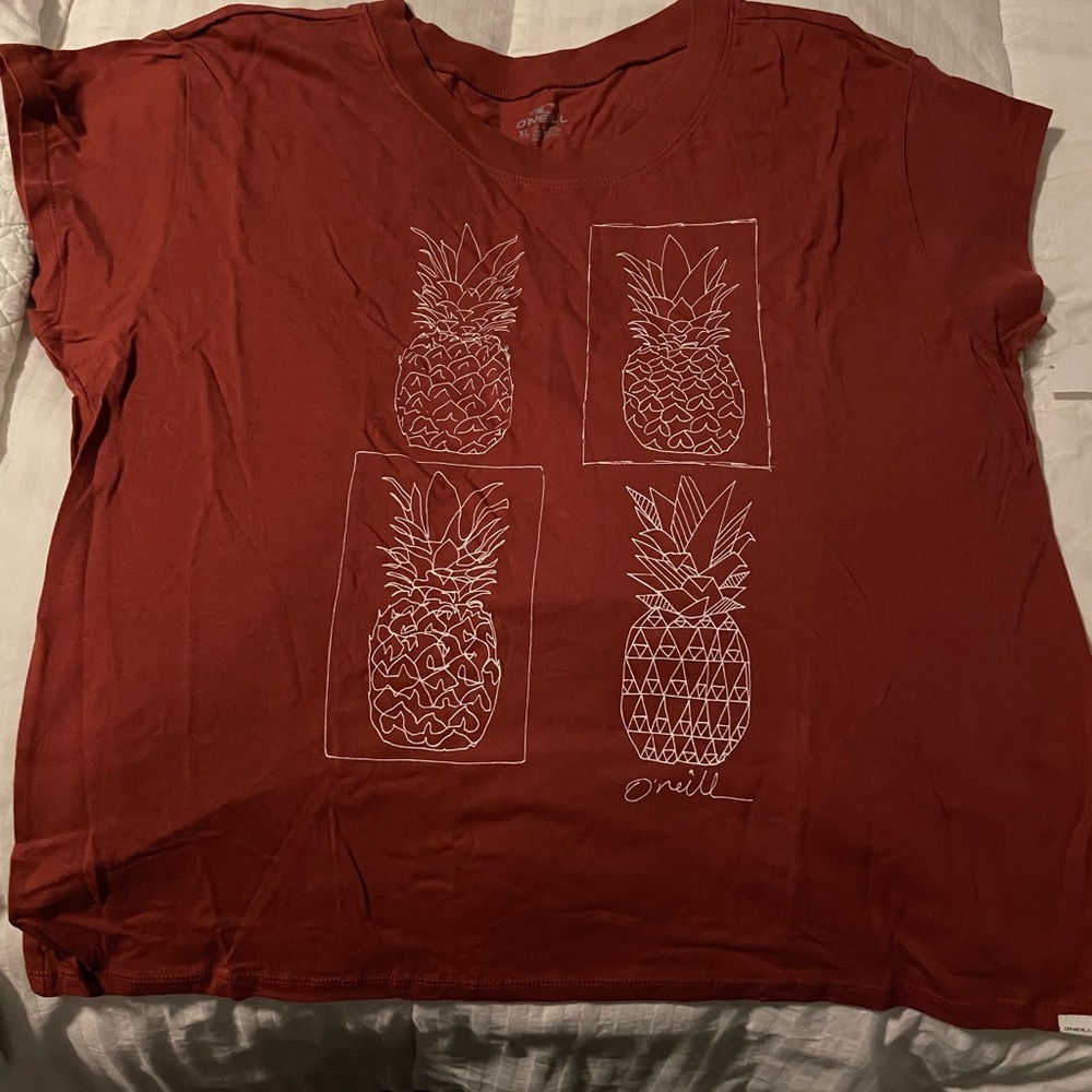 O’Neil pineapple shirt. XL. NWT